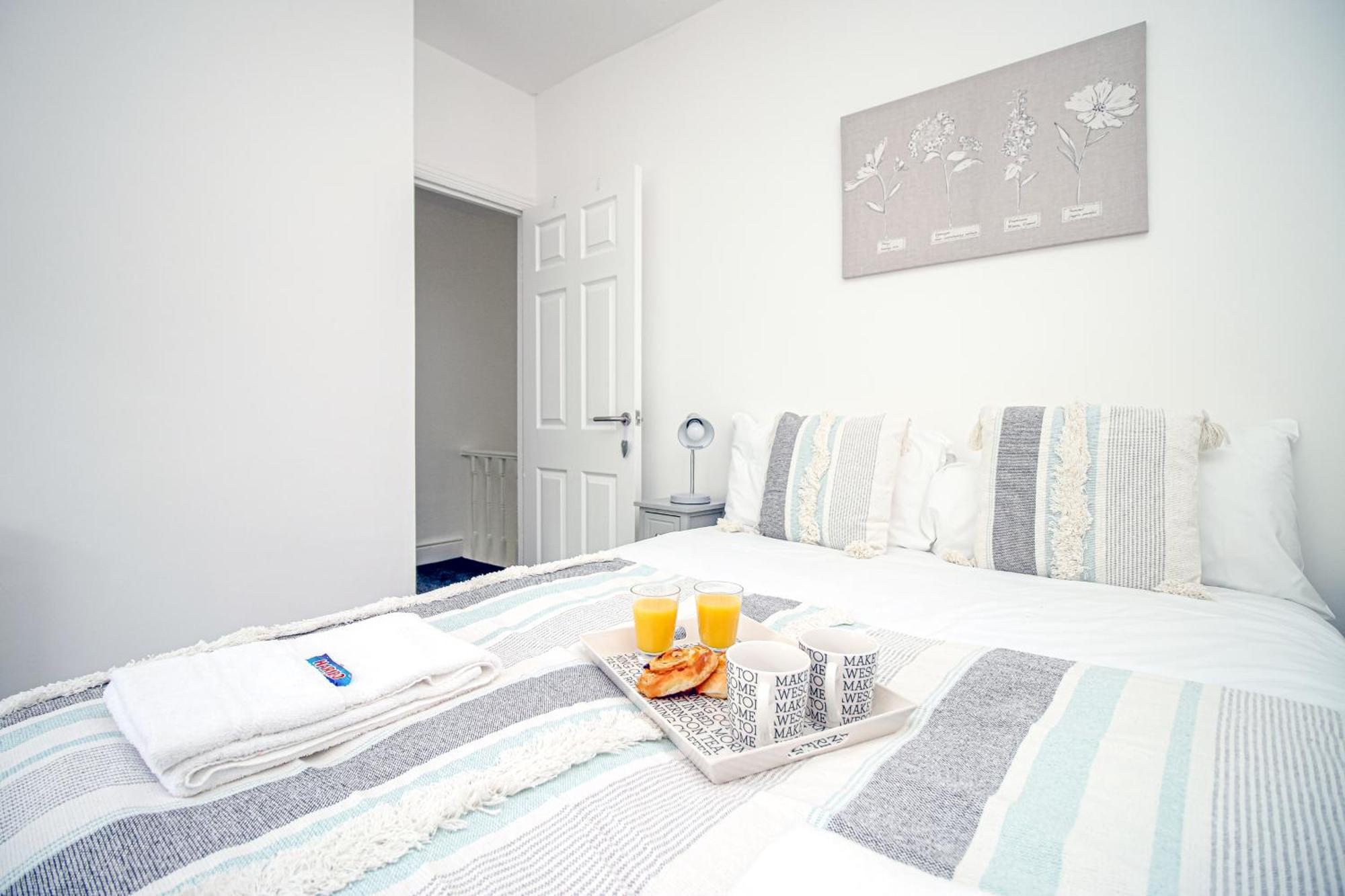 Norton Terrace Charming Home In The Beautiful Afan Forest By Staystaycations Port Talbot Buitenkant foto